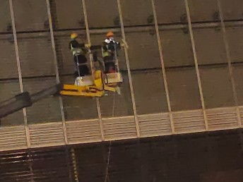 北京保潔公司專(zhuān)業(yè)服務(wù) 承接開(kāi)荒、地毯沙發(fā)清洗與石材結(jié)晶保養(yǎng)翻新